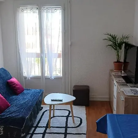 Appartement T2 Confort,Parking,Balcon,Pres Parc Des Expositions,10 Minutes Plage *